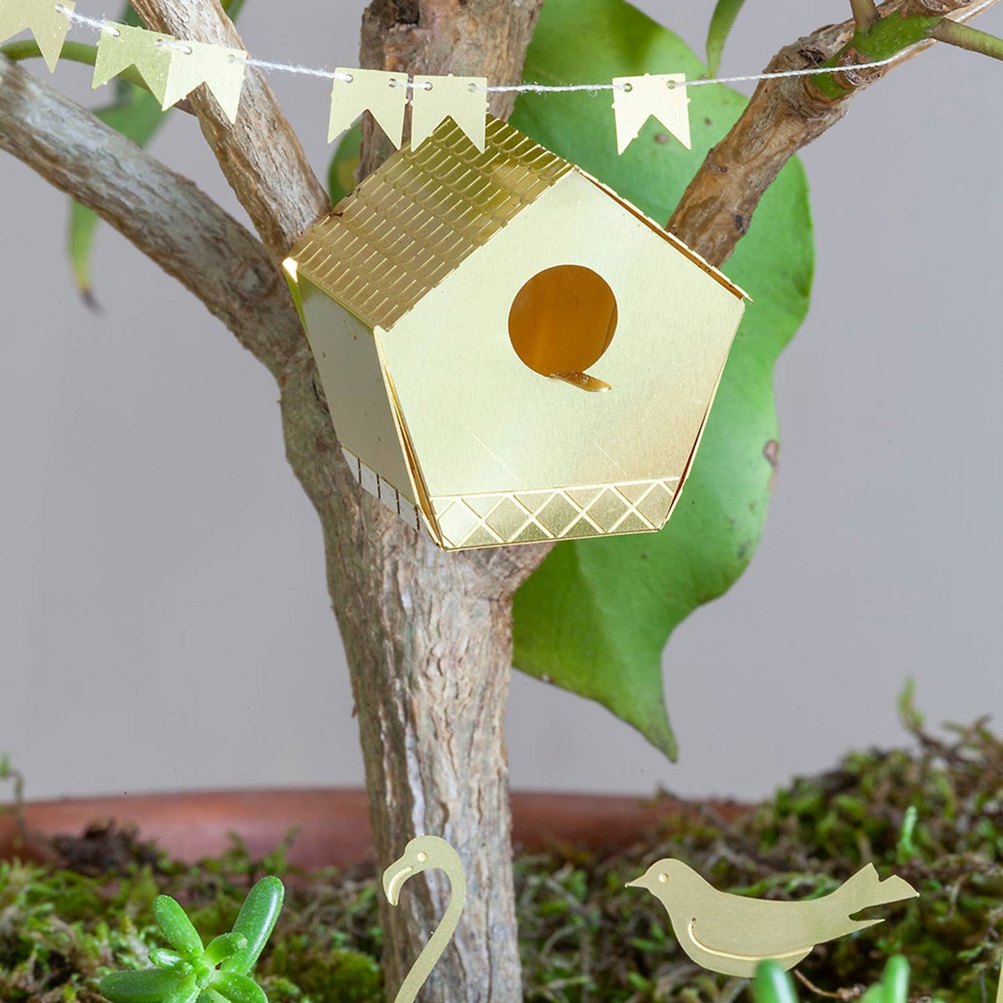 Tiny Birdhouse – Mini-Vogelhaus für deine Pflanzen